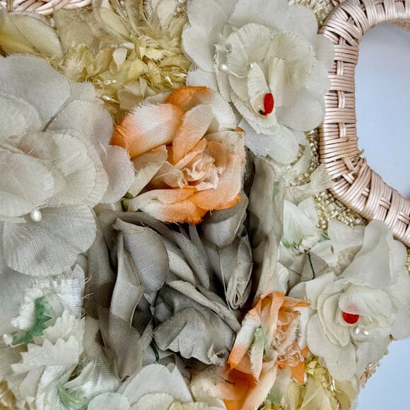 Vintage Handbag with Flowers - Picture 12 of 13